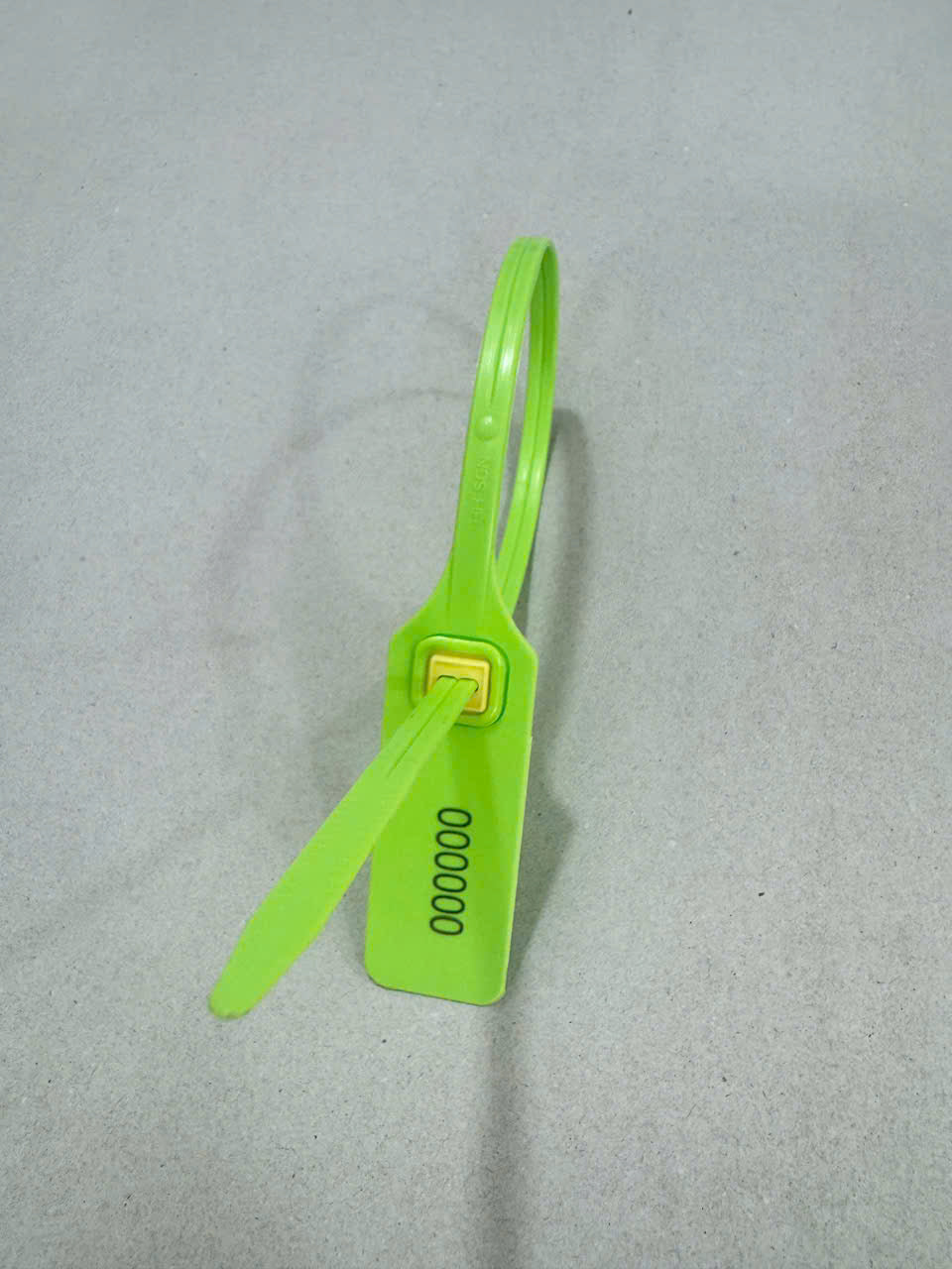 Plastic Security Seals 42cm (1,500pcs/box)