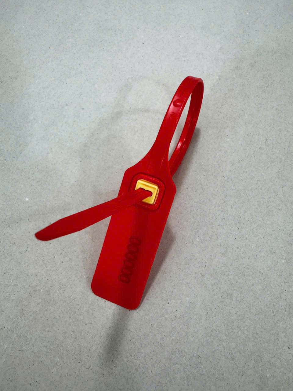 Plastic Security Seals 42cm (1,500pcs/box)